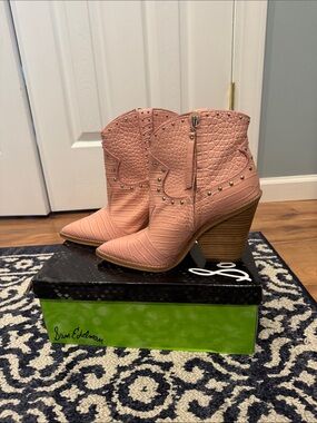 Sam Edelman Blush Pink Croc-Embossed Western Booties